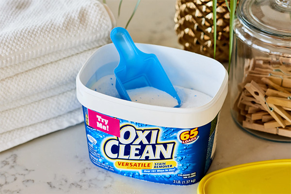 آیا می‌توان از پودر لکه‌بر OxiClean برای پاک کردن پاستل های روغنی استفاده کرد؟